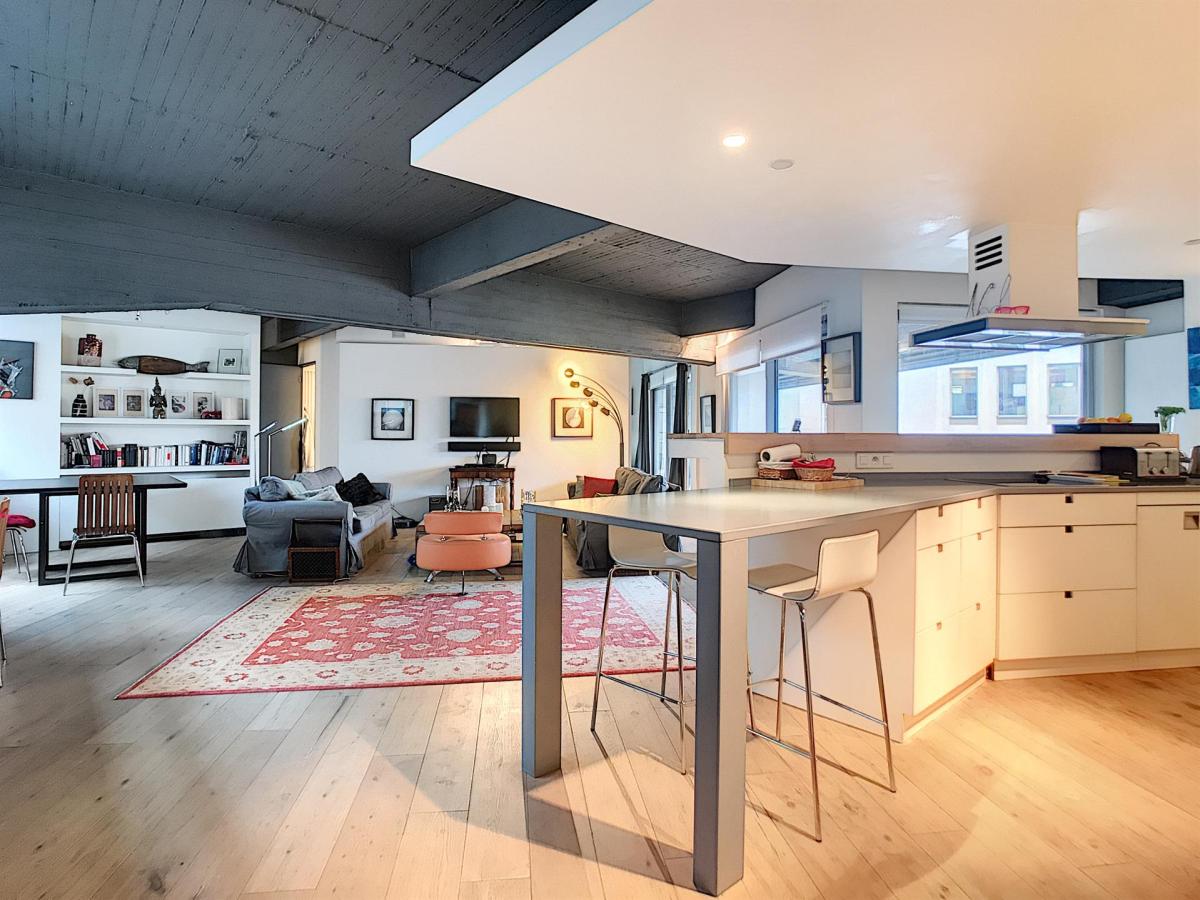 Saint-Gilles : Magnifique loft en parfait état + terrasse