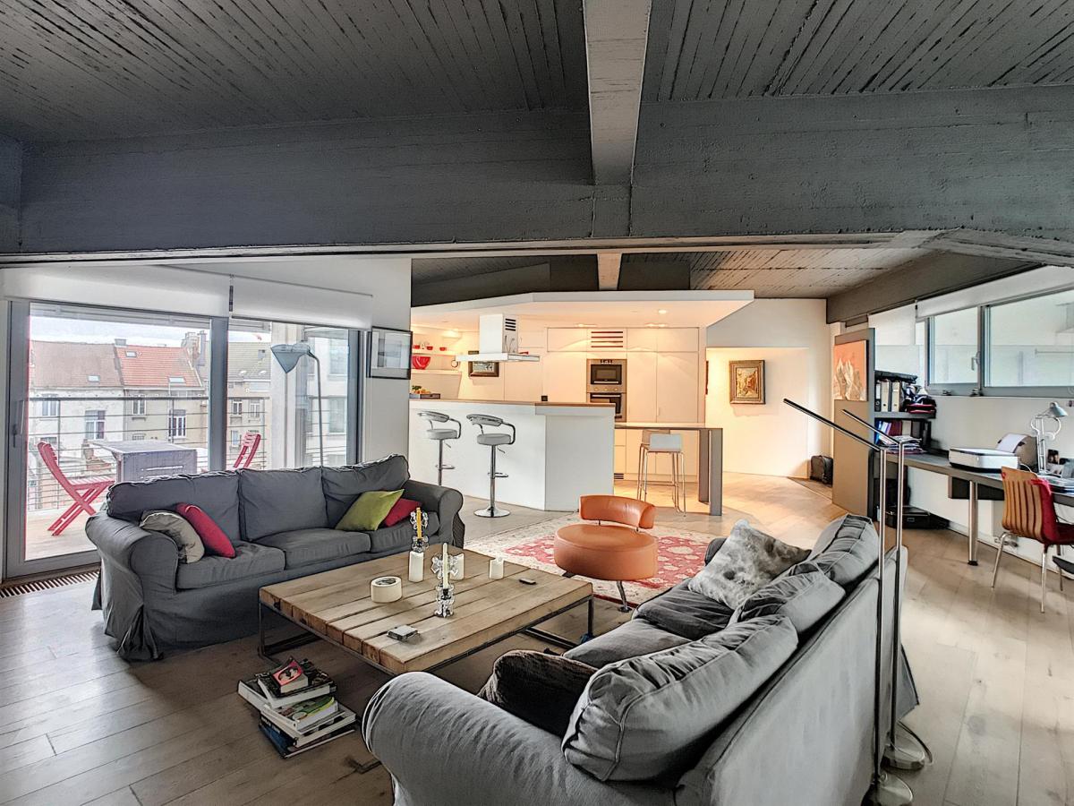 Saint-Gilles : Magnifique loft en parfait état + terrasse