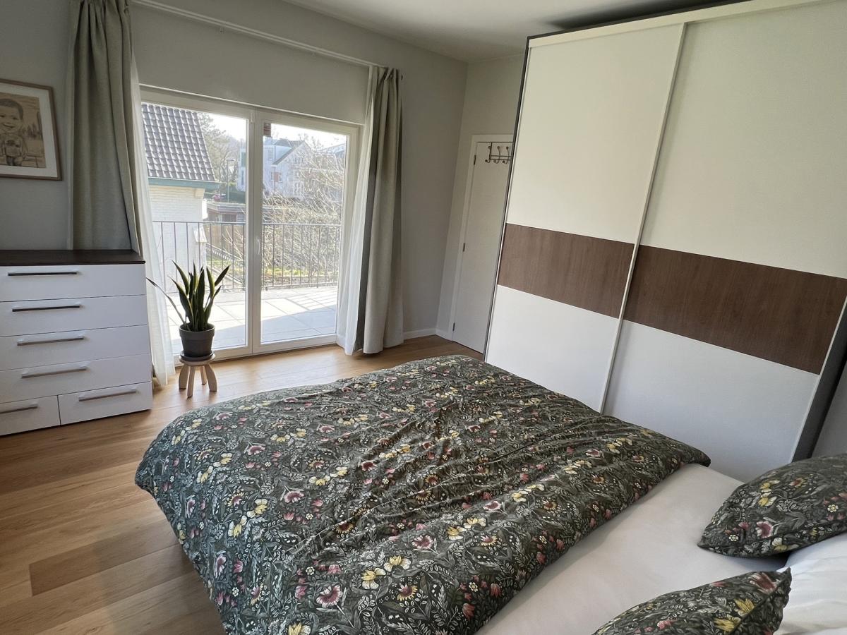 Uccle/Linkebeek : Belle villa rénovée de 4 ch.+ bureau 