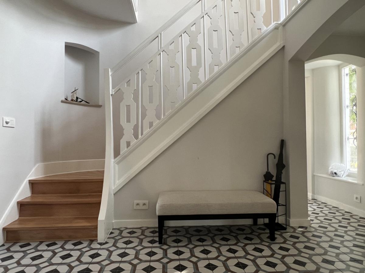 Uccle/Linkebeek : Belle villa rénovée de 4 ch.+ bureau 