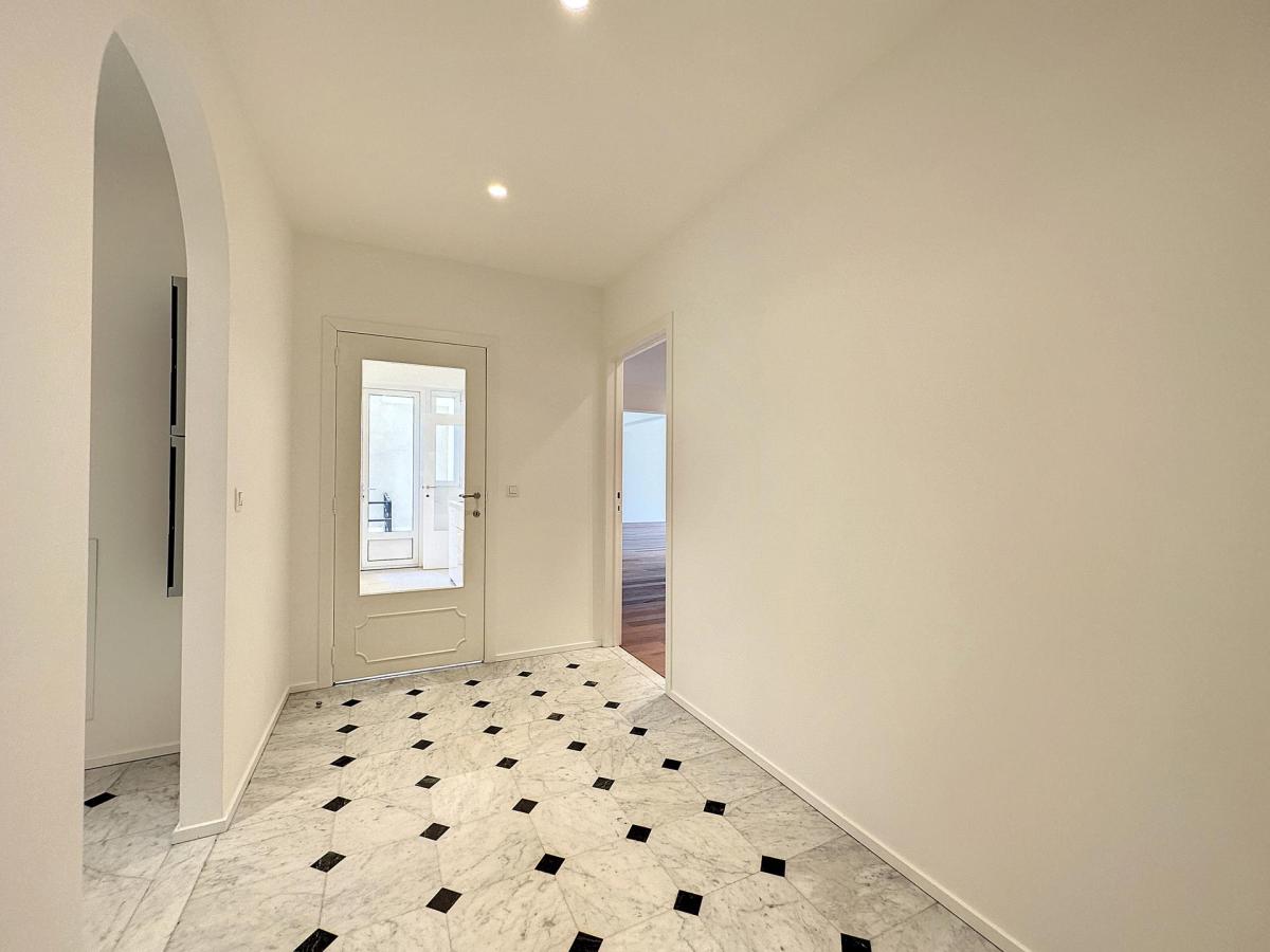 Churchill : Somptueux appartement remis à neuf + terrasses
