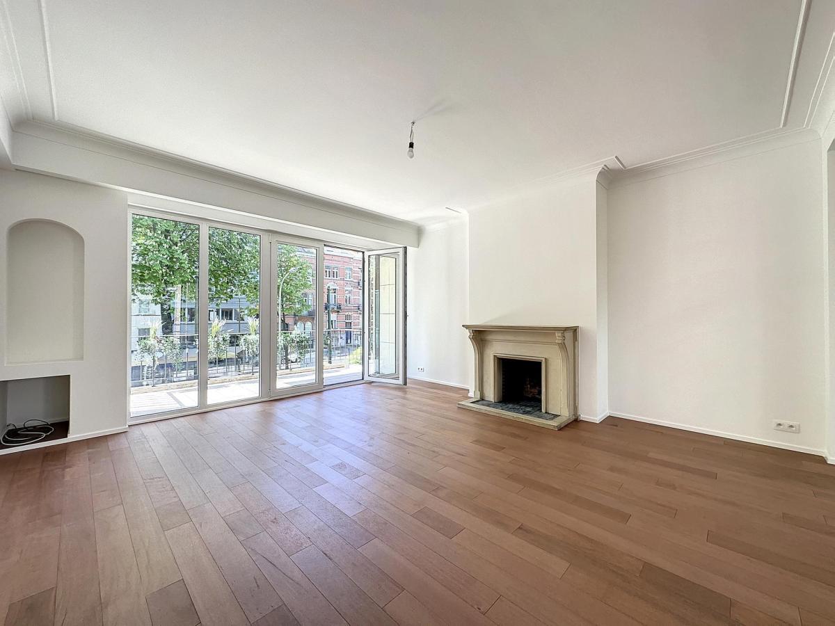 Churchill : Somptueux appartement remis à neuf + terrasses