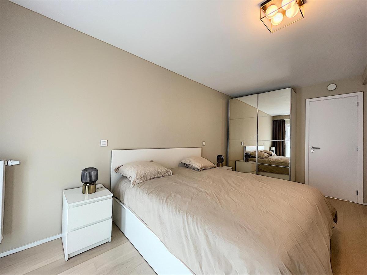 King Charles/Charleroi : Bel appartement 1 ch meublé 