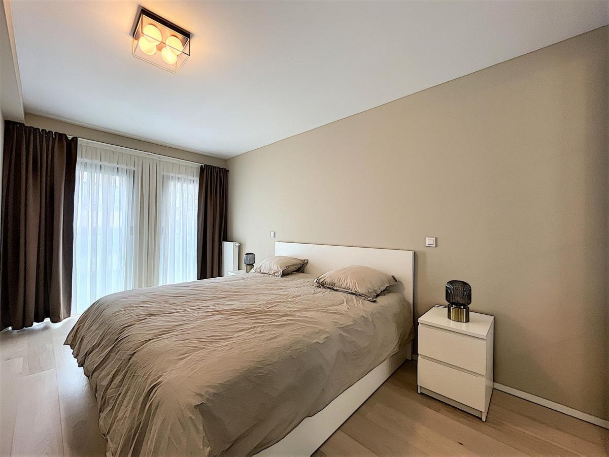 King Charles/Charleroi : Bel appartement 1 ch meublé 