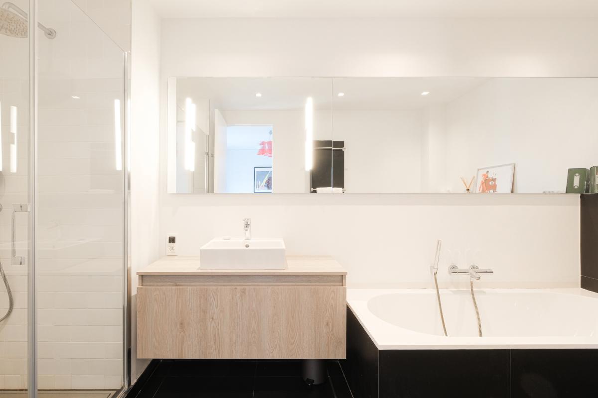 Churchill : Superbe appartement rénové 3 chambres +terrasses