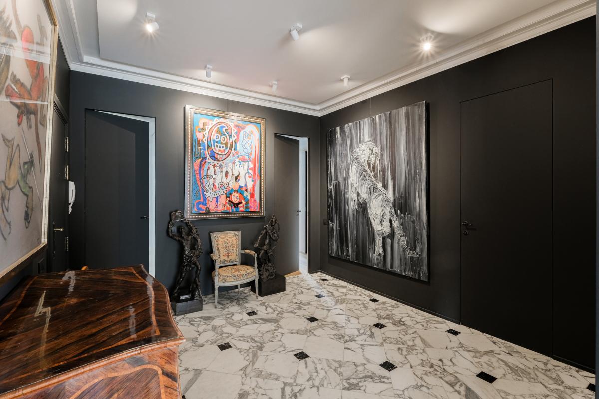 Churchill : Superbe appartement rénové 3 chambres +terrasses