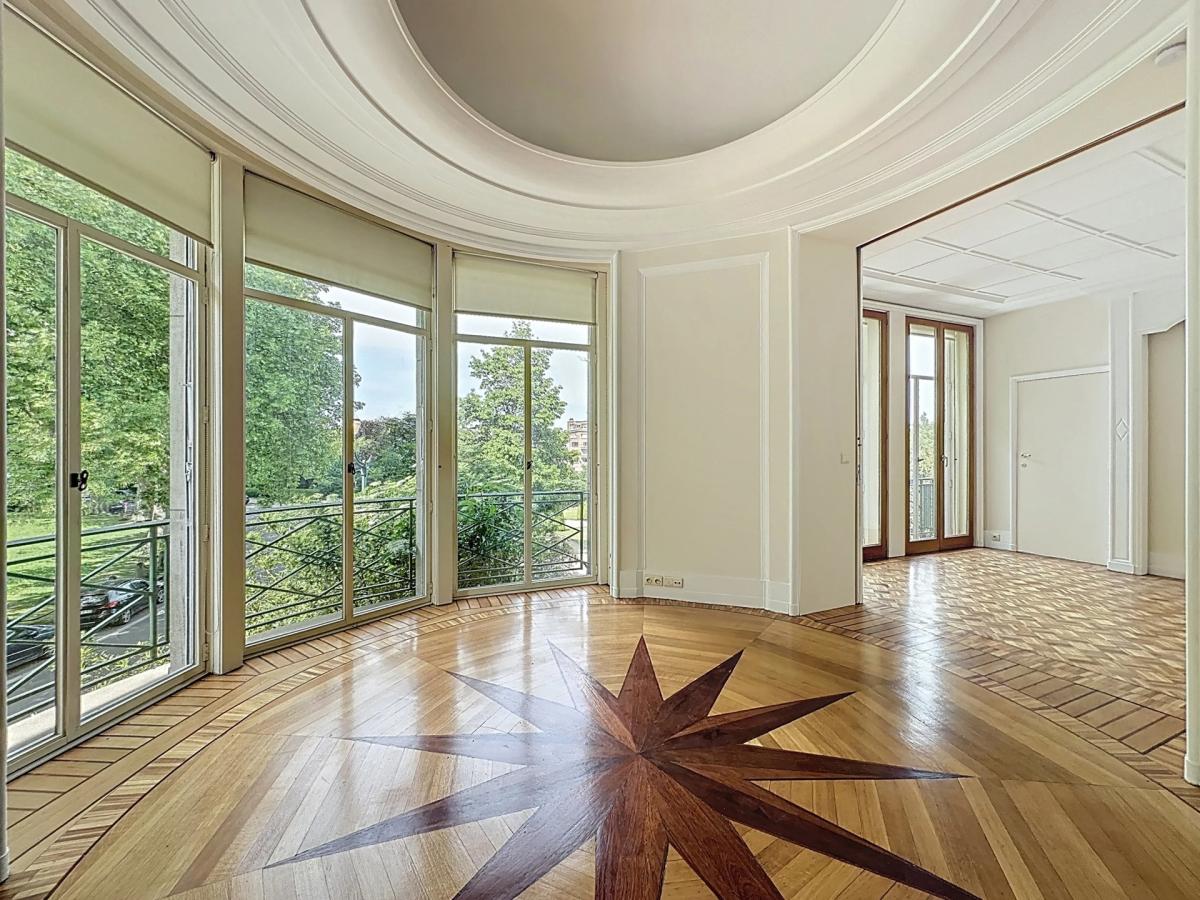 Louise : Sublime duplex RDC de 3 chambres