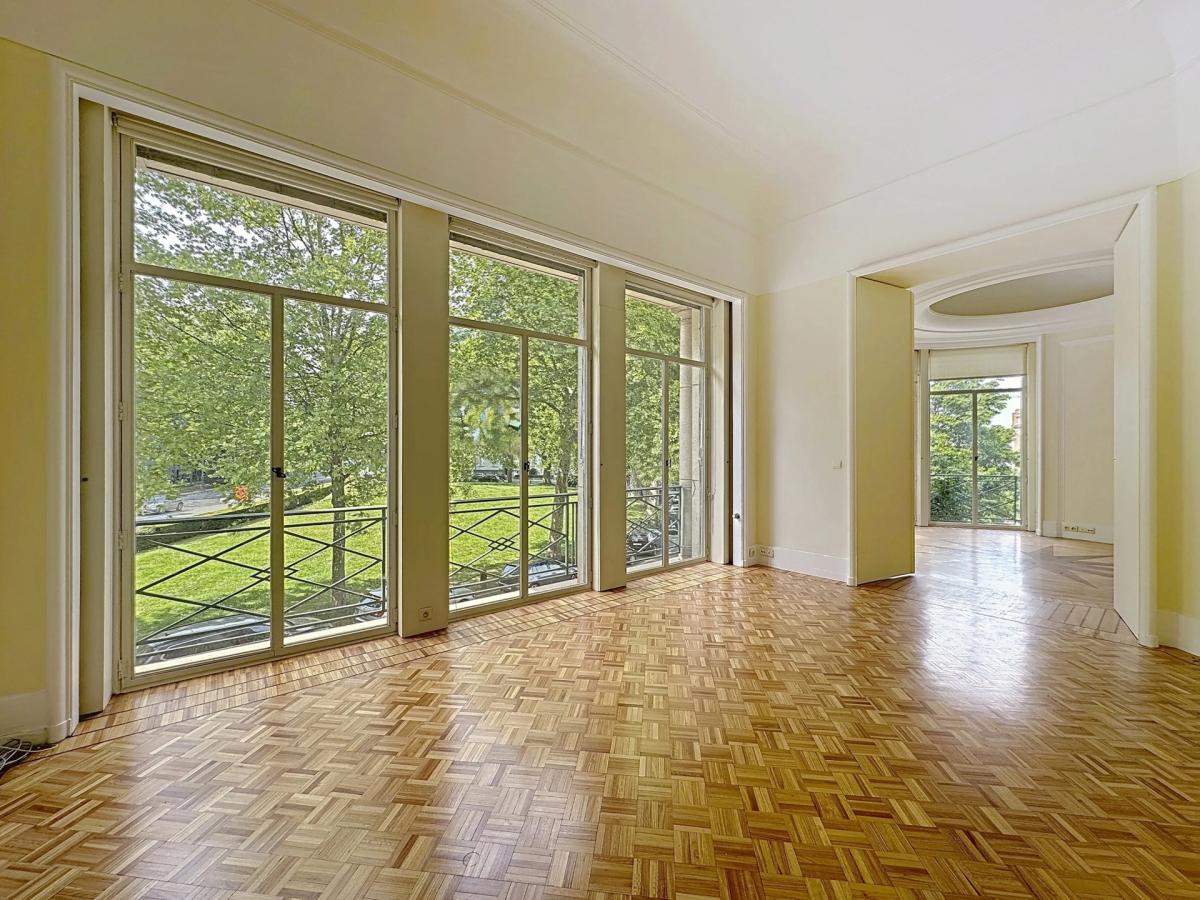 Louise : Sublime duplex RDC de 3 chambres
