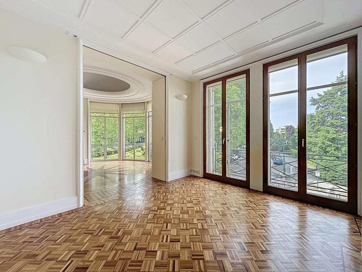 Louise : Sublime duplex RDC de 3 chambres