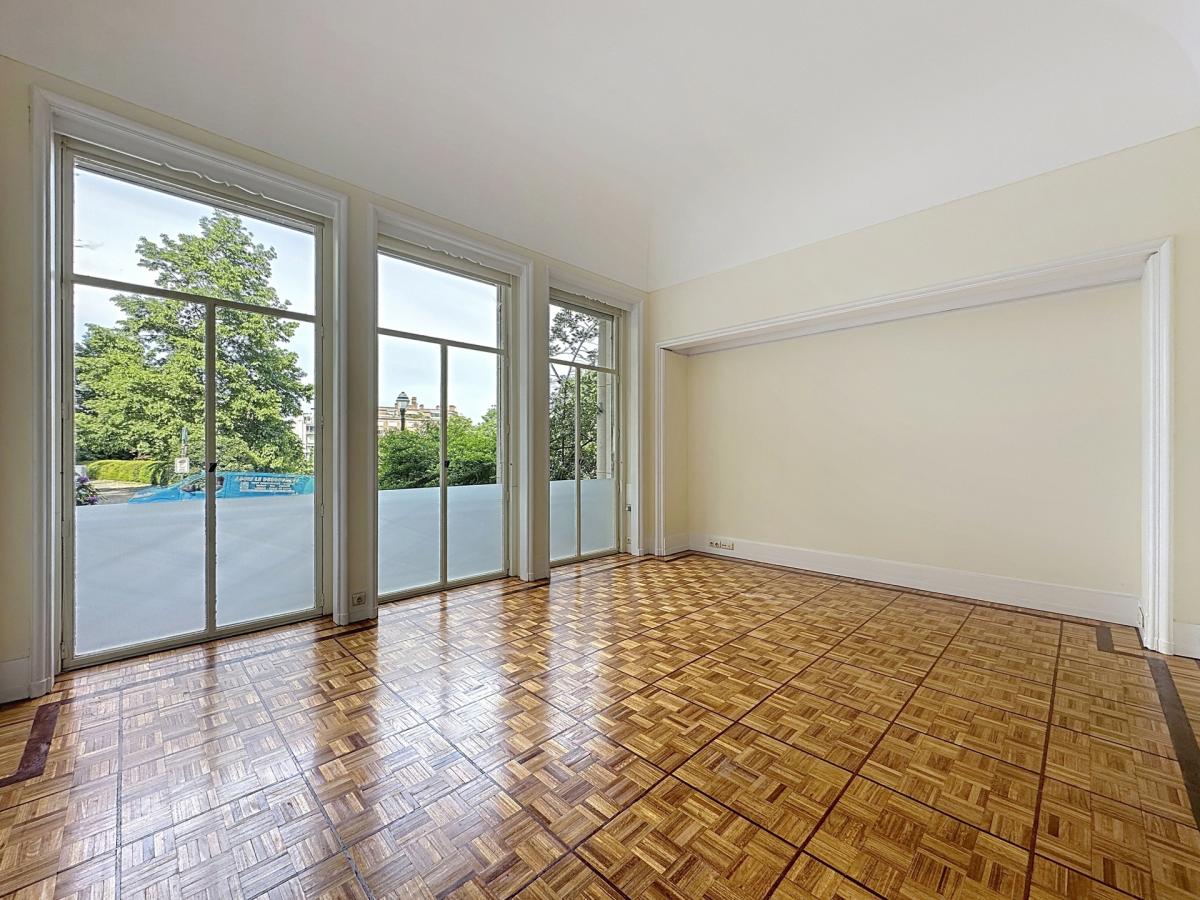 Louise : Sublime duplex RDC de 3 chambres