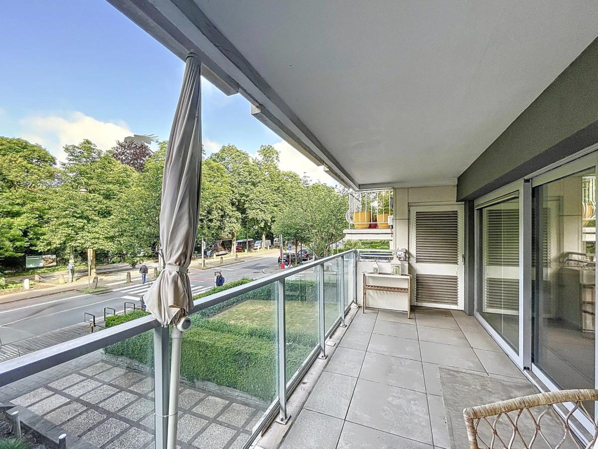Quartier Européen : Bel appartement 2 chambres avec terrasse