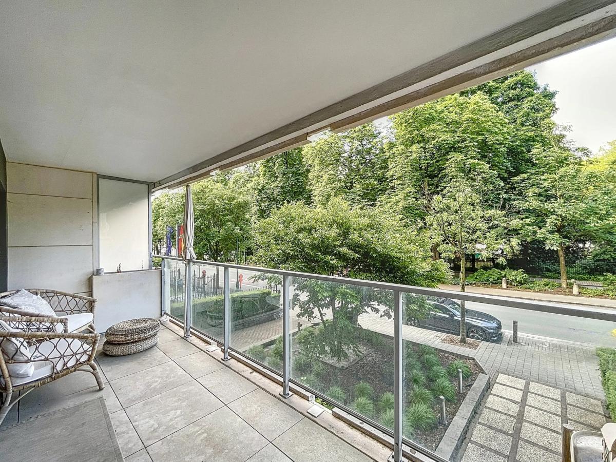 Quartier Européen : Bel appartement 2 chambres avec terrasse
