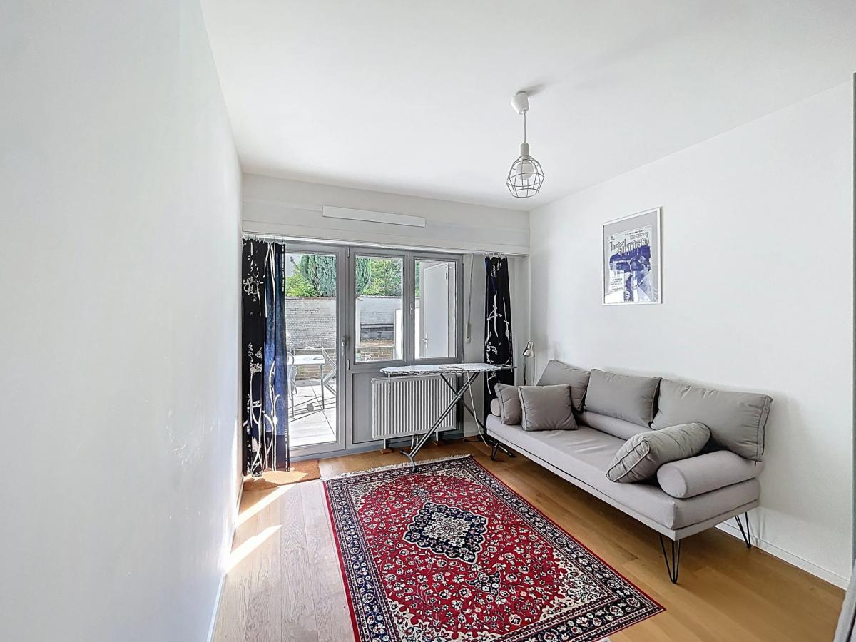 Quartier Européen : Bel appartement 2 chambres avec terrasse
