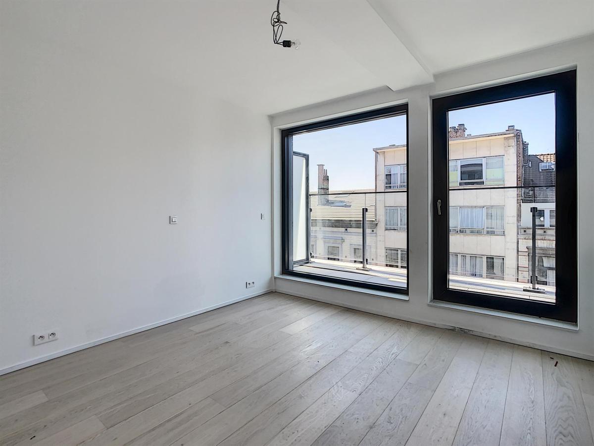 King Charles : Bel appartement + balcon + parking