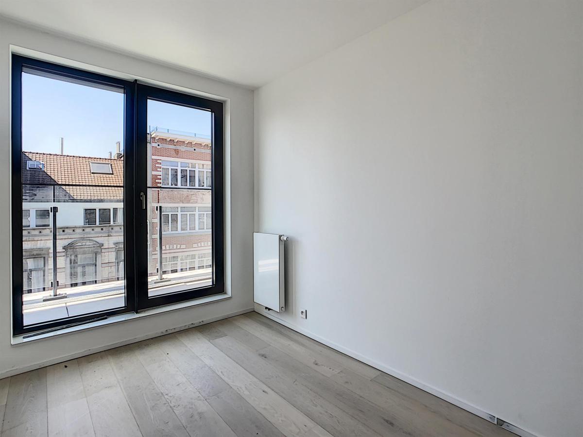 King Charles : Bel appartement + balcon + parking