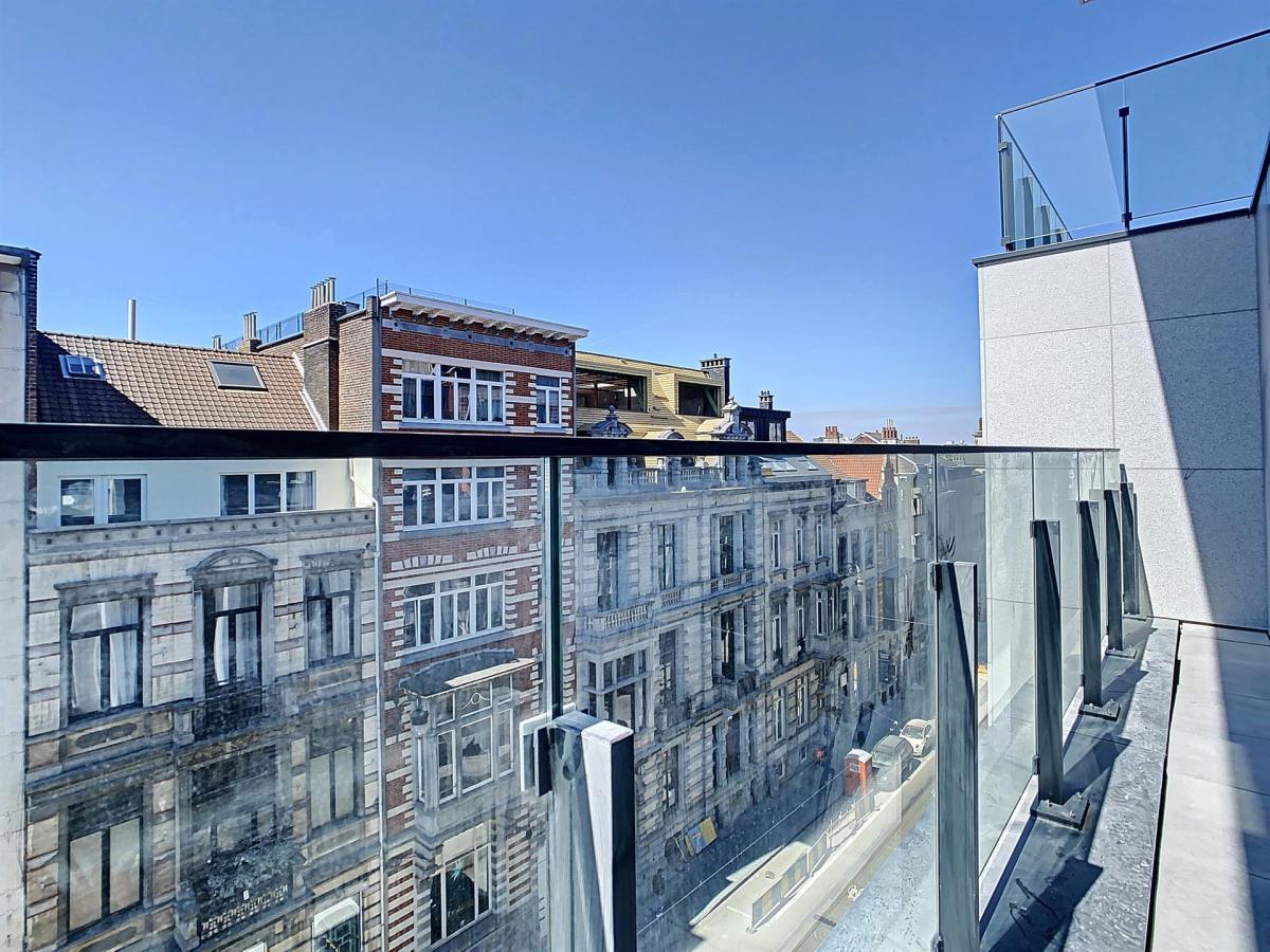 King Charles : Bel appartement + balcon + parking