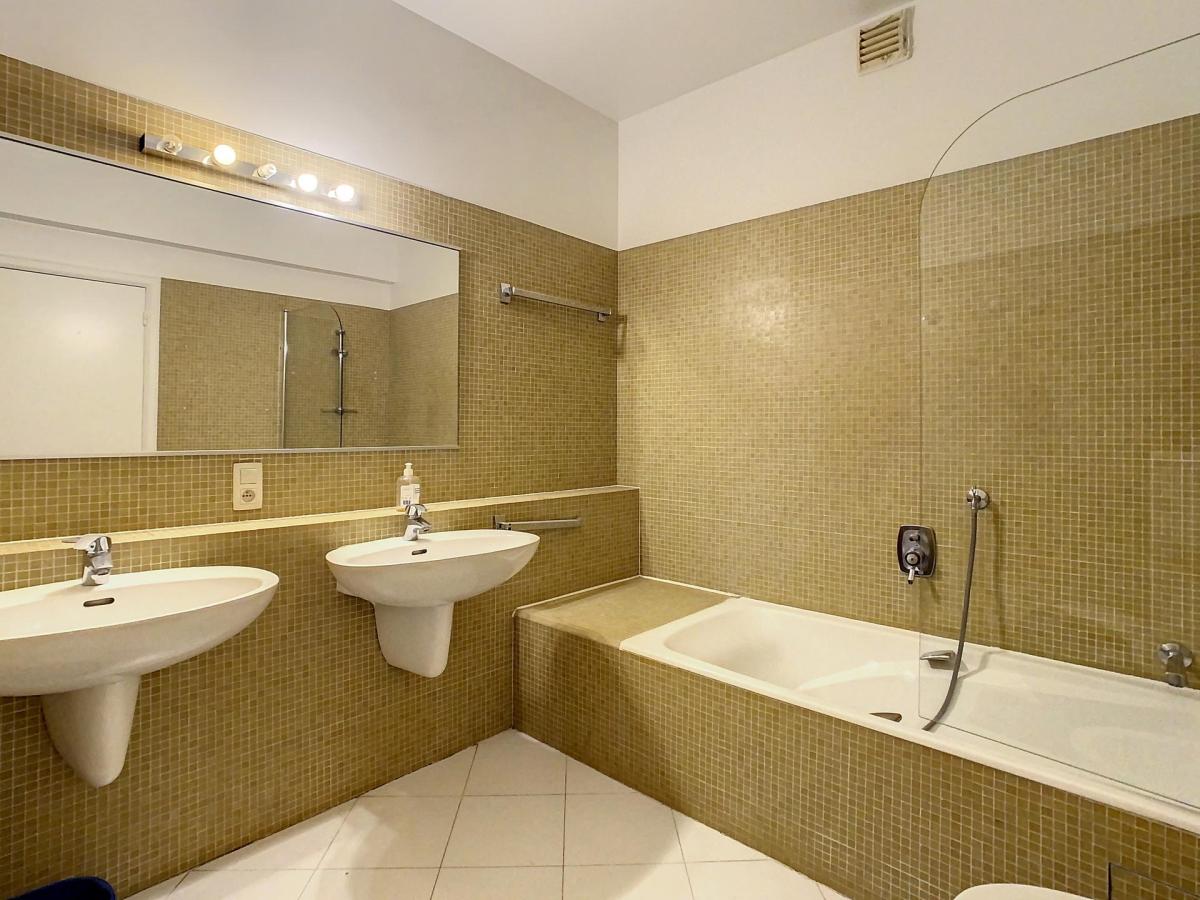 Ferme Rose : Bel appartement en parfait état + terrasse