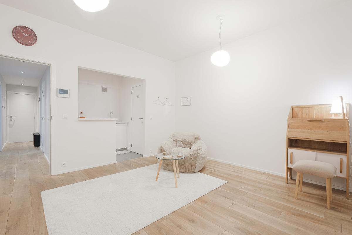  Brugmann Messidor : Rdc 2 chambres + bureau, usage prof lib