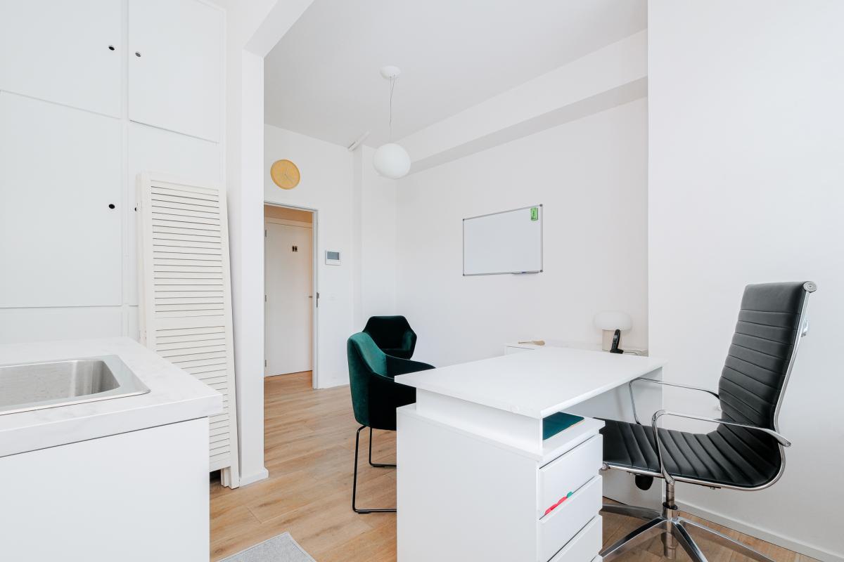  Brugmann Messidor : Rdc 2 chambres + bureau, usage prof lib