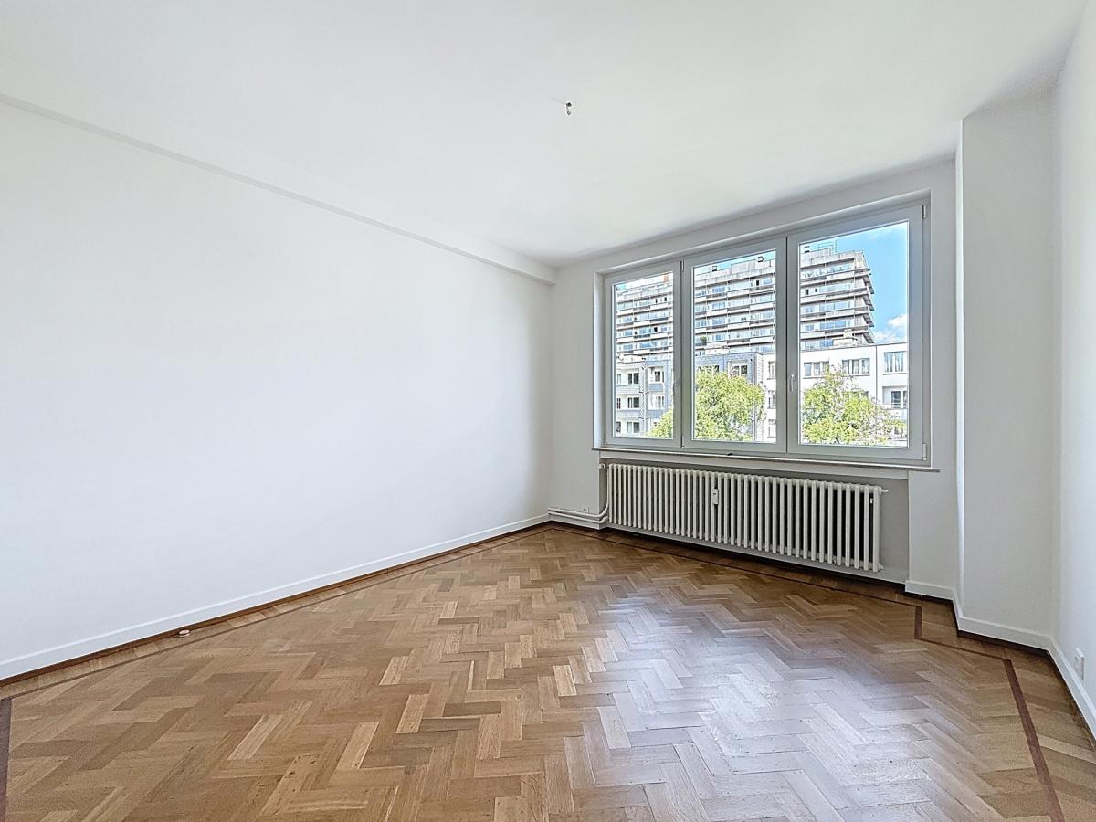 Legrand : Bel appartement rénové de 2 chambres + terrasse