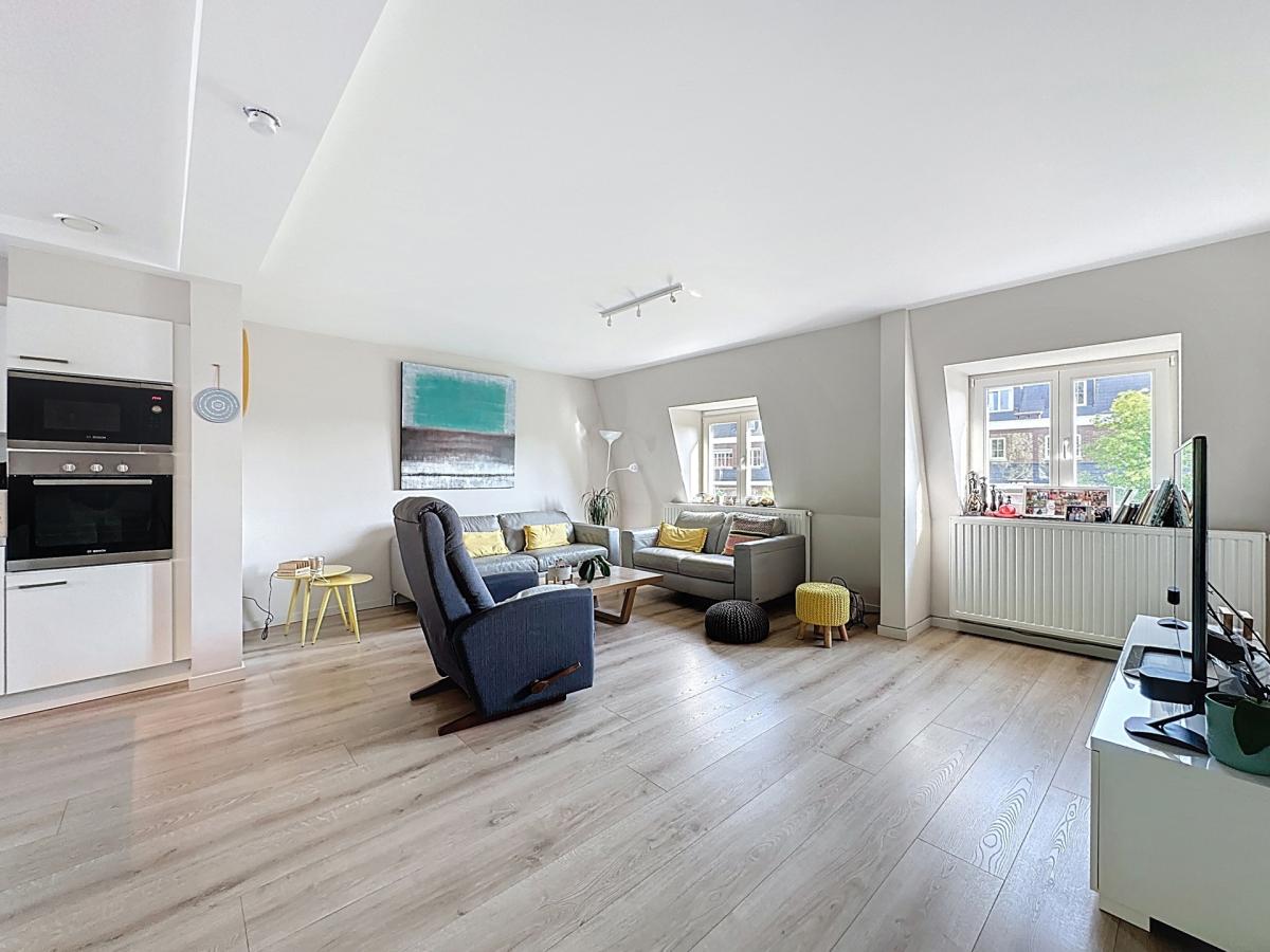 Héros/Brugmann : Superbe duplex penthouse + terrasse
