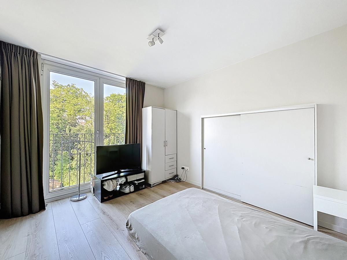 Héros/Brugmann : Superbe duplex penthouse + terrasse