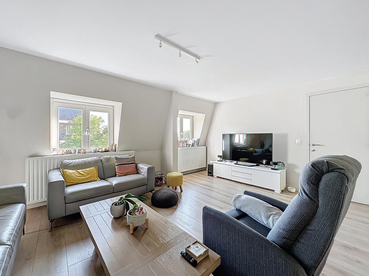 Héros/Brugmann : Superbe duplex penthouse + terrasse