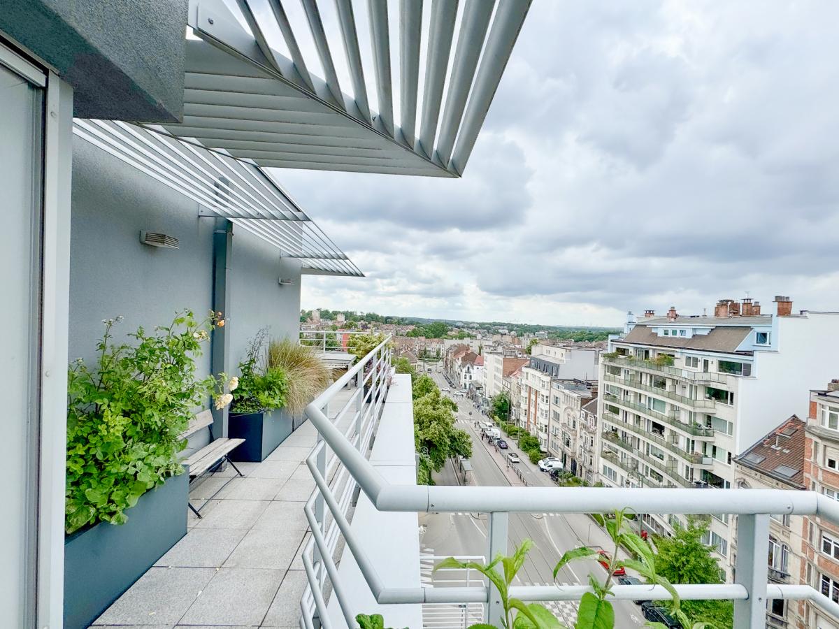 Brugmann : Magnifique duplex penthouse 5 chambres + garage