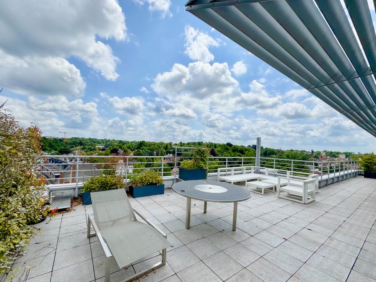Brugmann : Magnifique duplex penthouse 5 chambres + garage