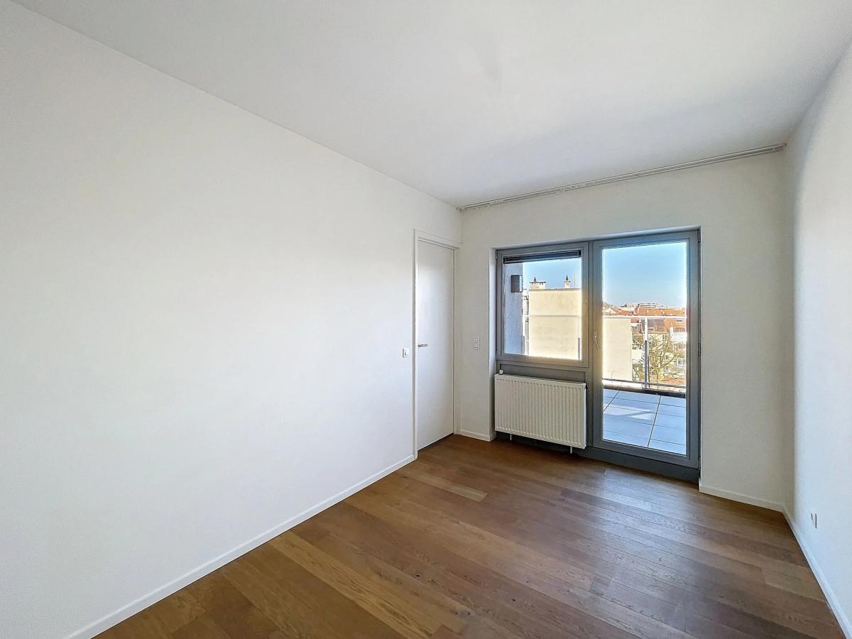Quartier Européen : Penthouse 3 chambres avec 2 terrasses