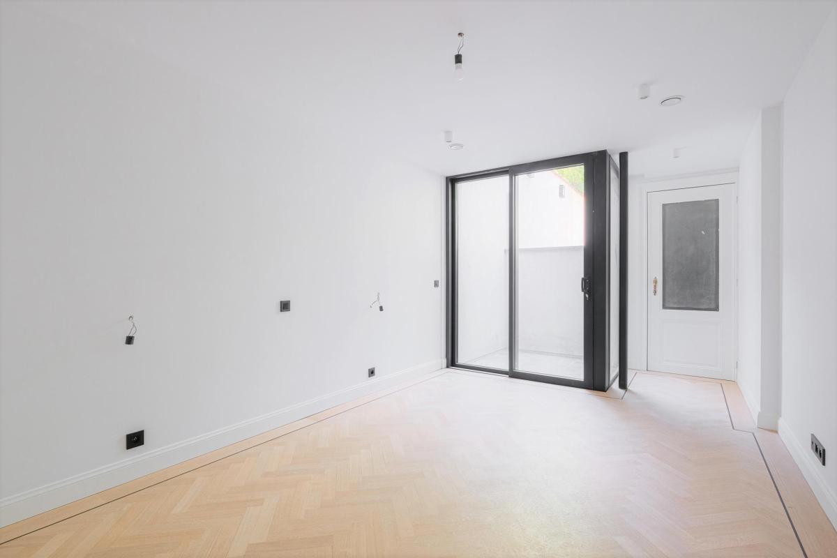 Quartier Européen : Somptueux duplex 3 chambres avec jardin 