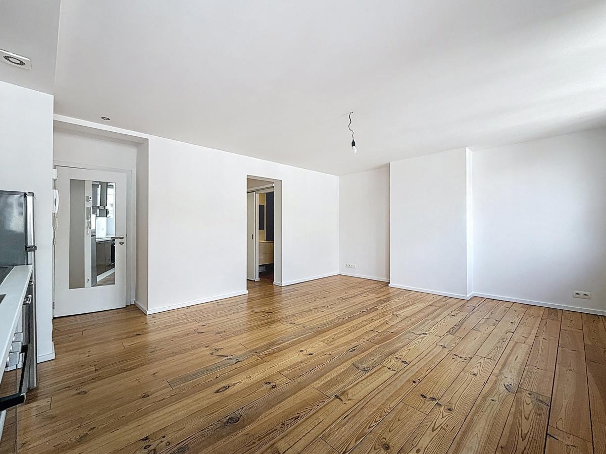 Place Flagey : Bel appartement 1 chambre