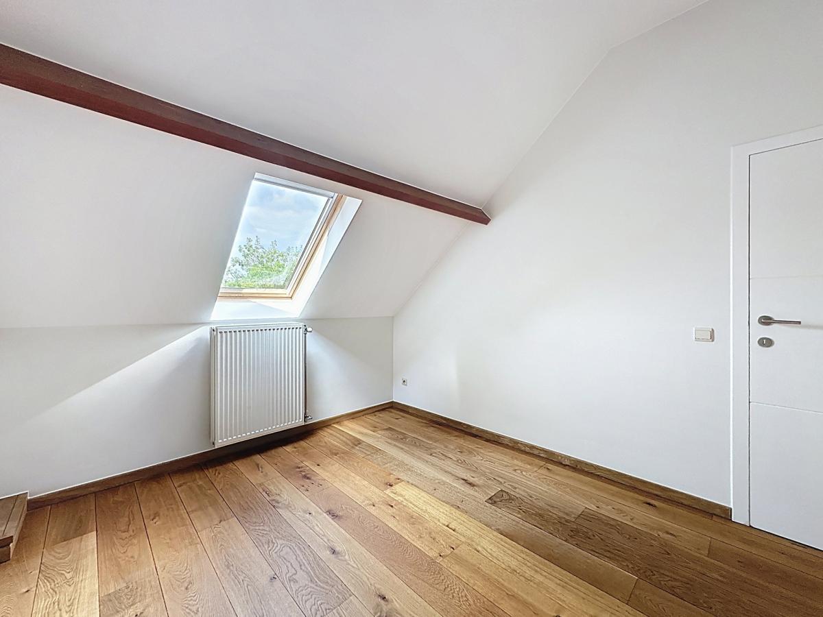 Lycée Français : Superbe duplex penthouse + terrasse + pkg