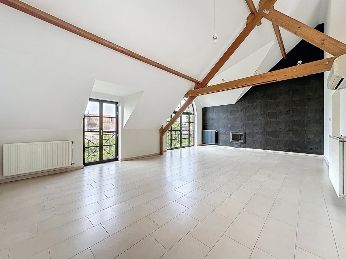 Lycée Français : Superbe duplex penthouse + terrasse + pkg