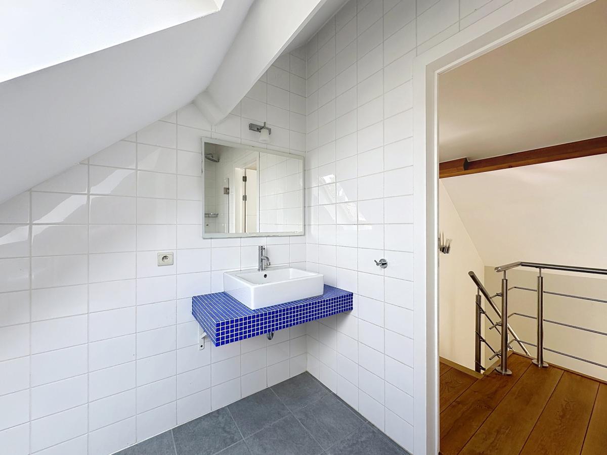 Lycée Français : Superbe duplex penthouse + terrasse + pkg