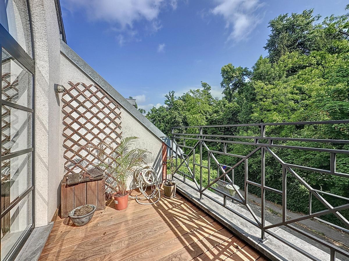 Lycée Français : Superbe duplex penthouse + terrasse + pkg