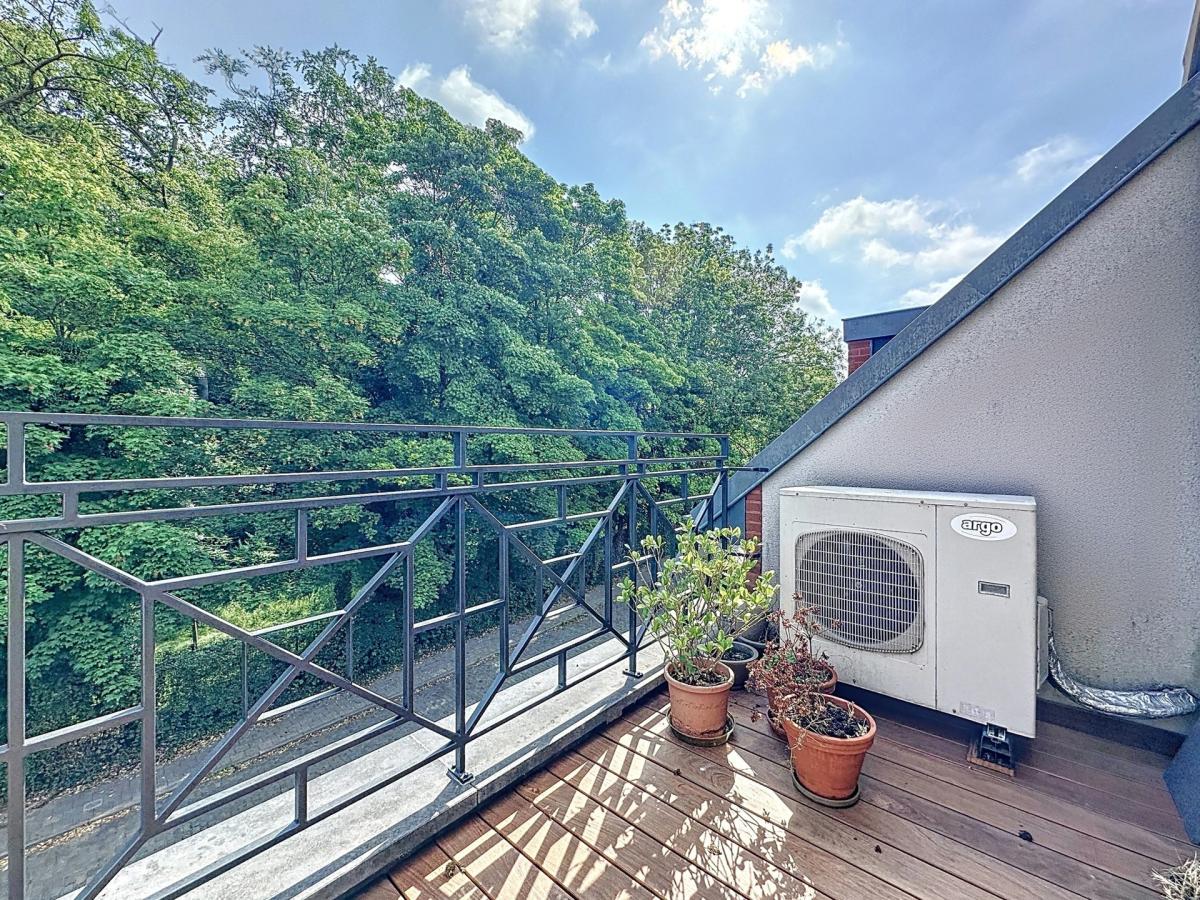 Lycée Français : Superbe duplex penthouse + terrasse + pkg