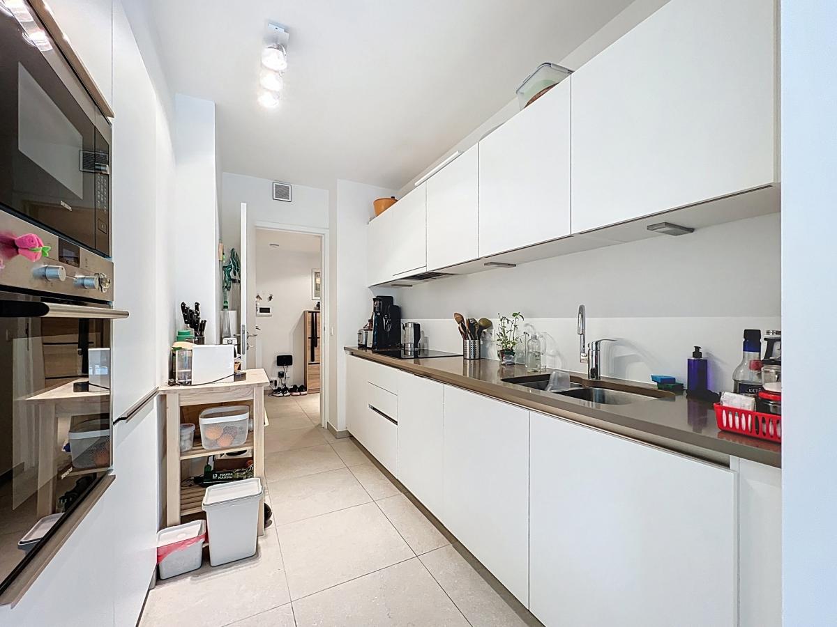 Quartier Européen : Bel appartement 2 chambres avec terrasse