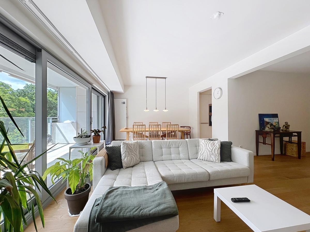 Quartier Européen : Bel appartement 2 chambres avec terrasse