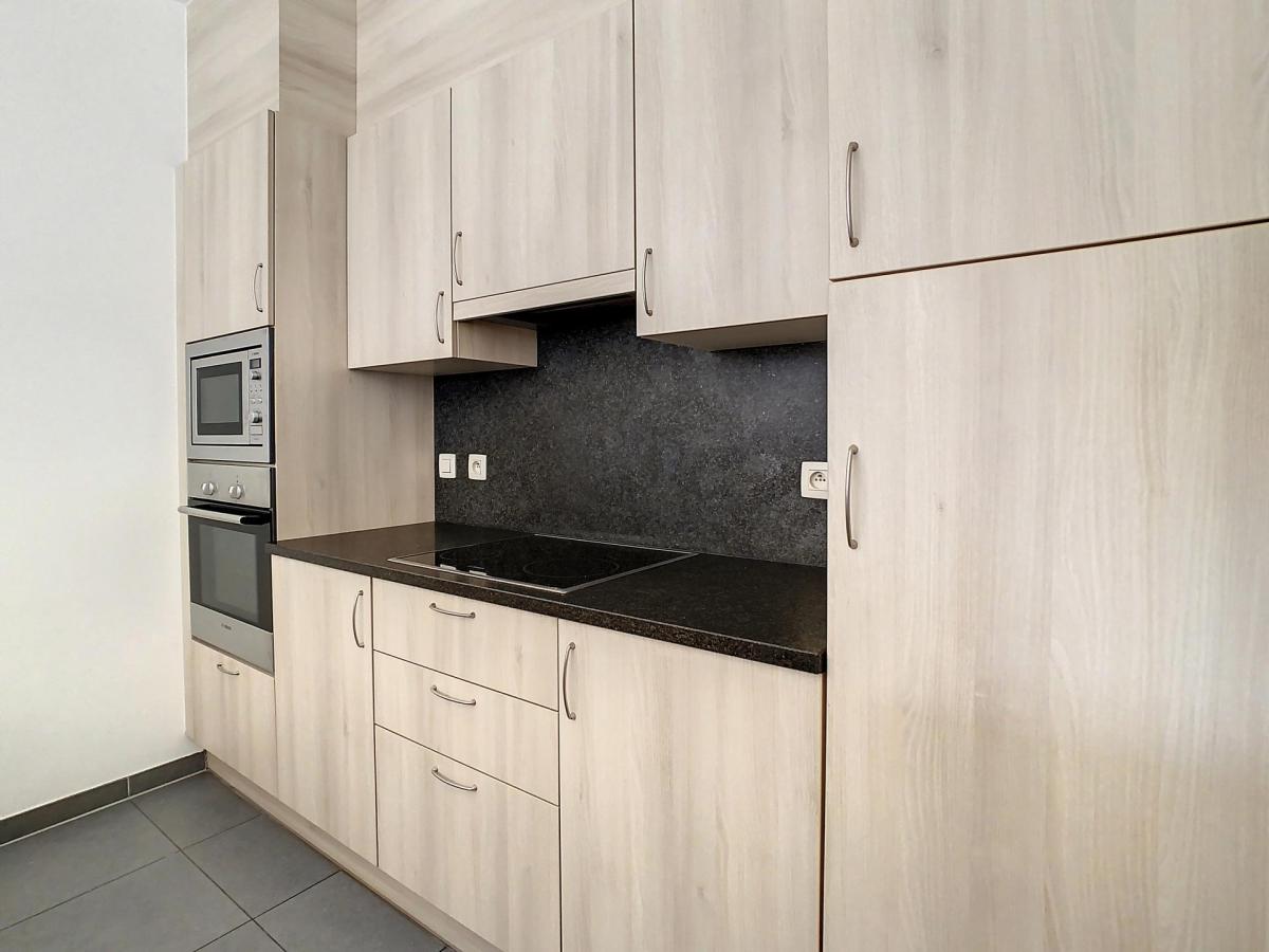 Brugmann Court : Superbe appartement + terrasse + parking