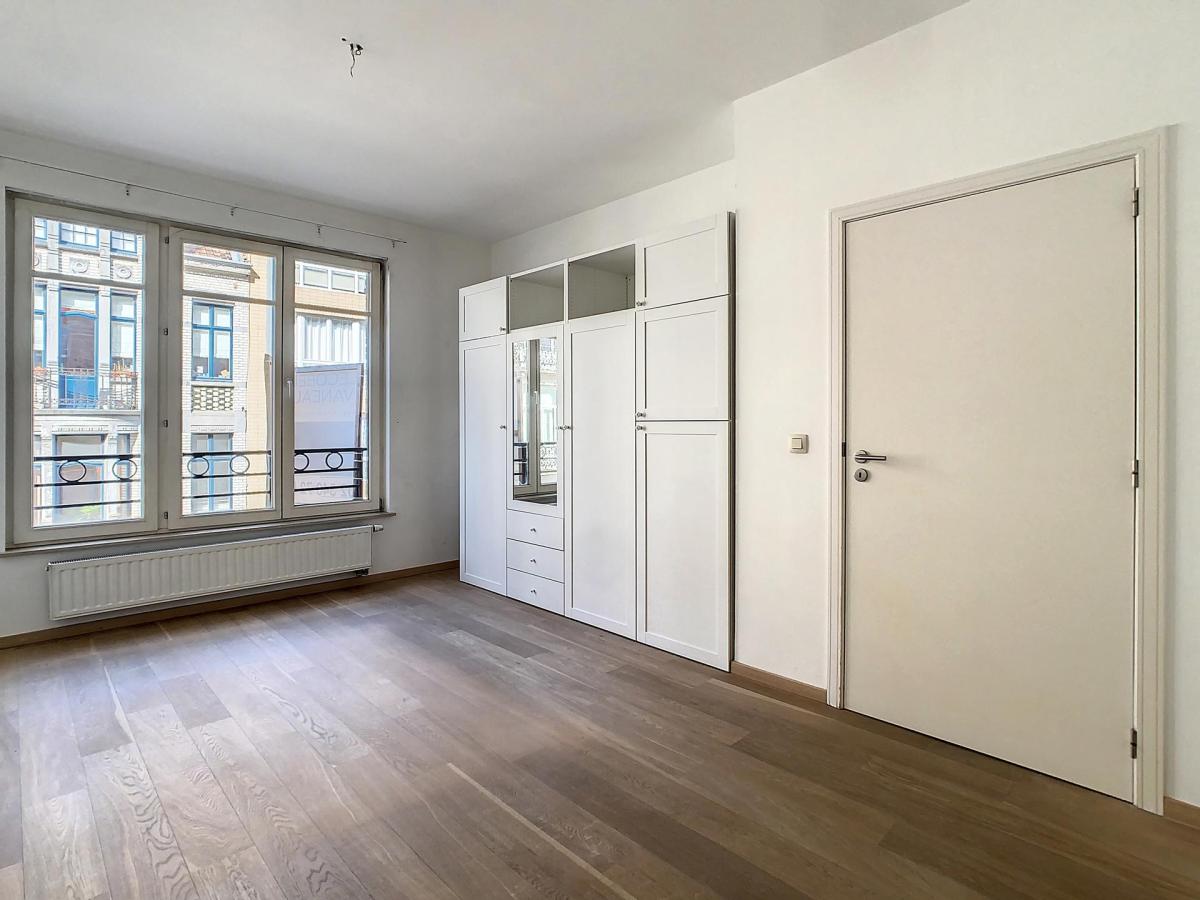 Brugmann Court : Superbe appartement + terrasse + parking