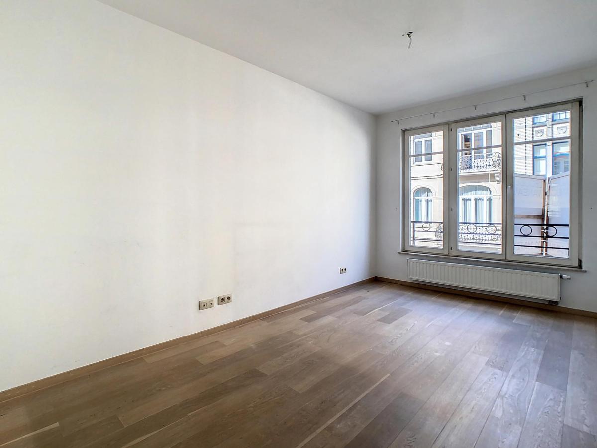 Brugmann Court : Superbe appartement + terrasse + parking
