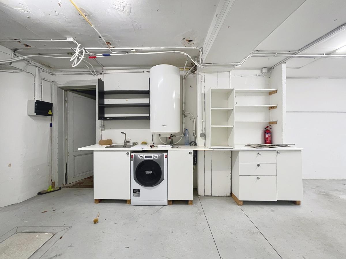 Waterloo/Lepoutre : Joli commerce avec jardin