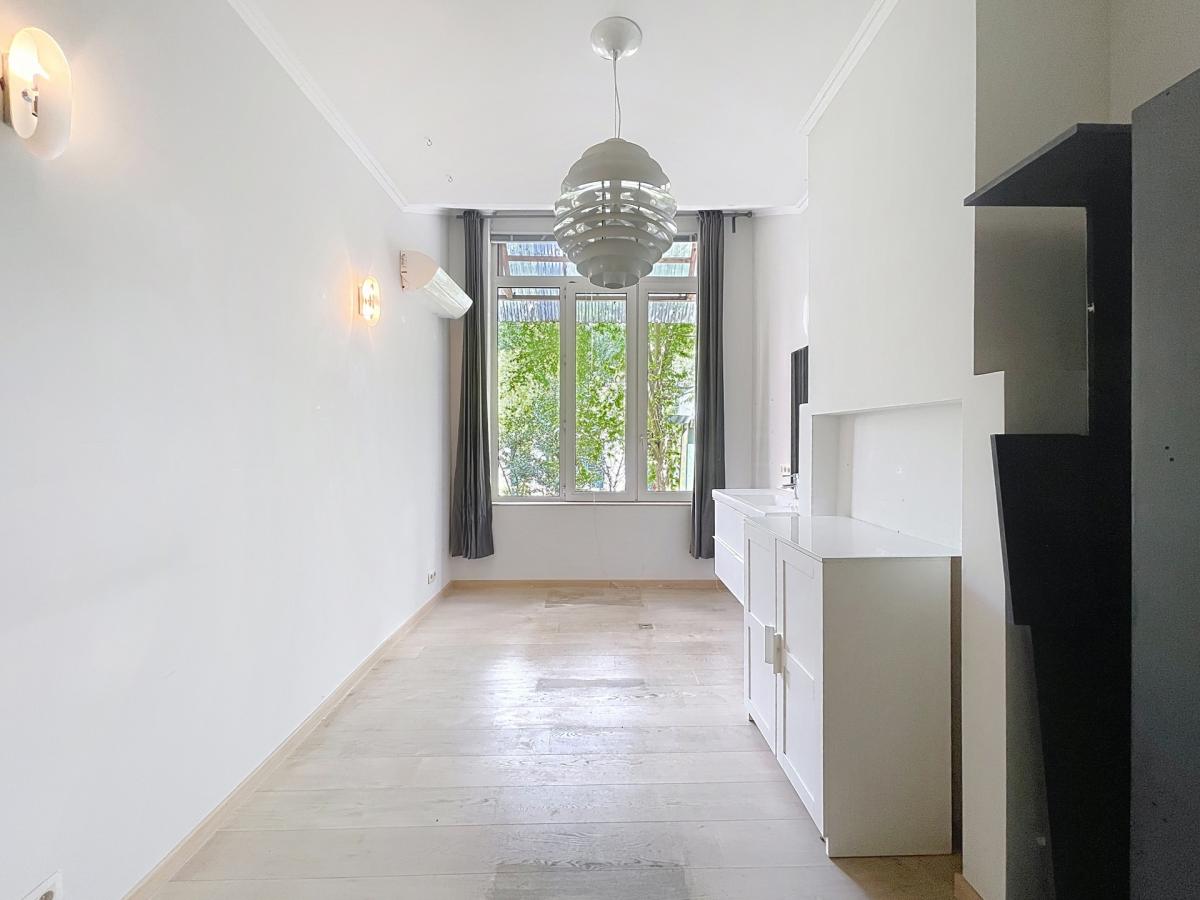 Waterloo/Lepoutre : Joli commerce avec jardin