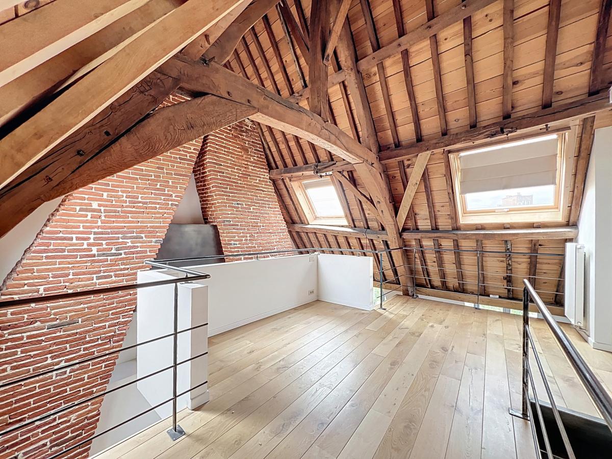 Saint-Catherine : Charmant appartement 2 chambres 