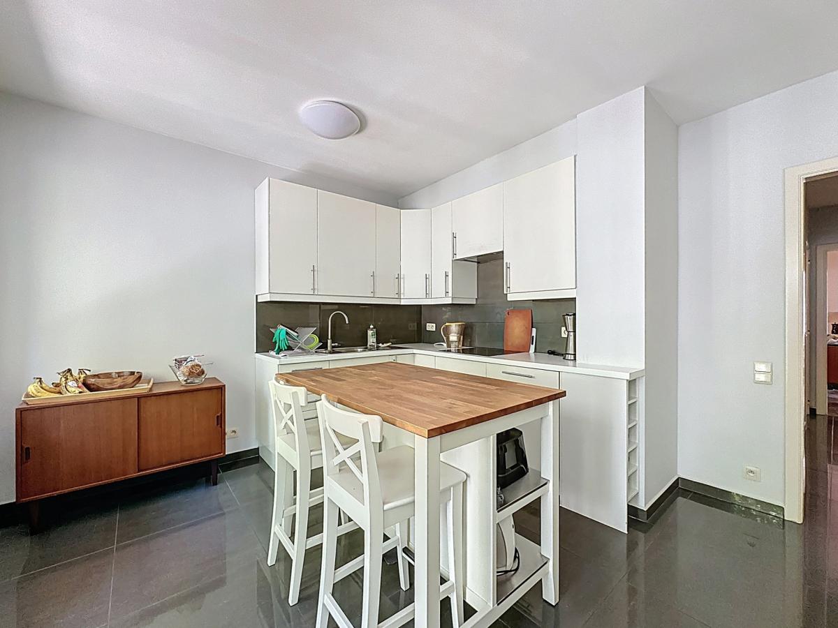 Molière : Bel appartement de 3 chambres avec terrasse 