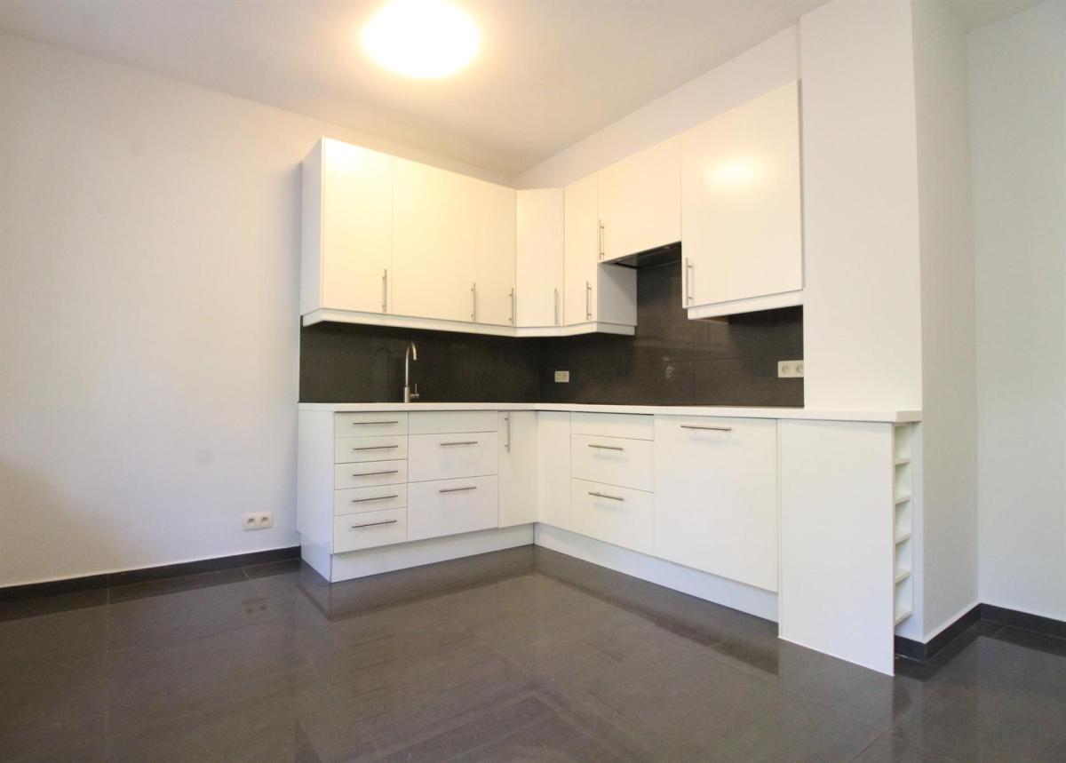 Molière : Bel appartement de 3 chambres avec terrasse 