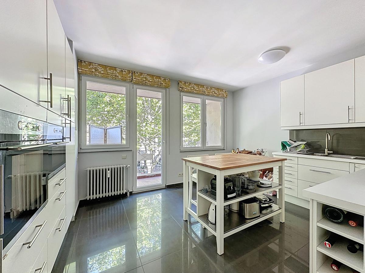 Molière : Bel appartement de 3 chambres avec terrasse 