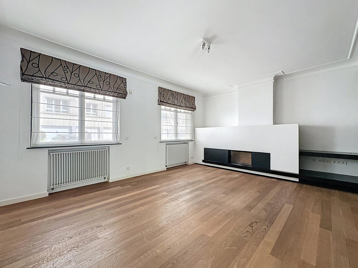 Cavell/Errera : Belle maison de 7 chambres + jardin
