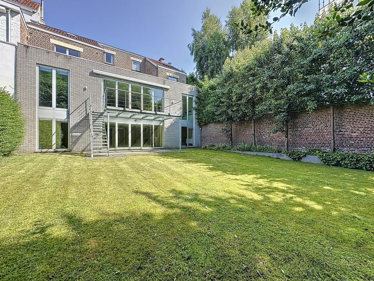 Cavell/Errera : Belle maison de 7 chambres + jardin